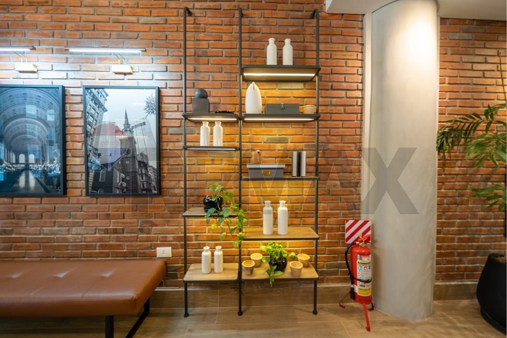 Dpto. de 1 Dormitorio con Cochera en Las Mercedes - Edificio Boutique Boston 842 — foto 3