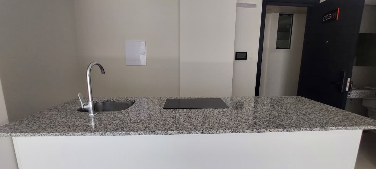 Departamento en alquiler en Luque — foto 2