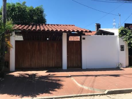 Casa En Alquiler En Zona Exclusiva Equipetrol