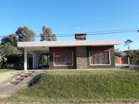 Casa Sobre Rambla Del Arroyo