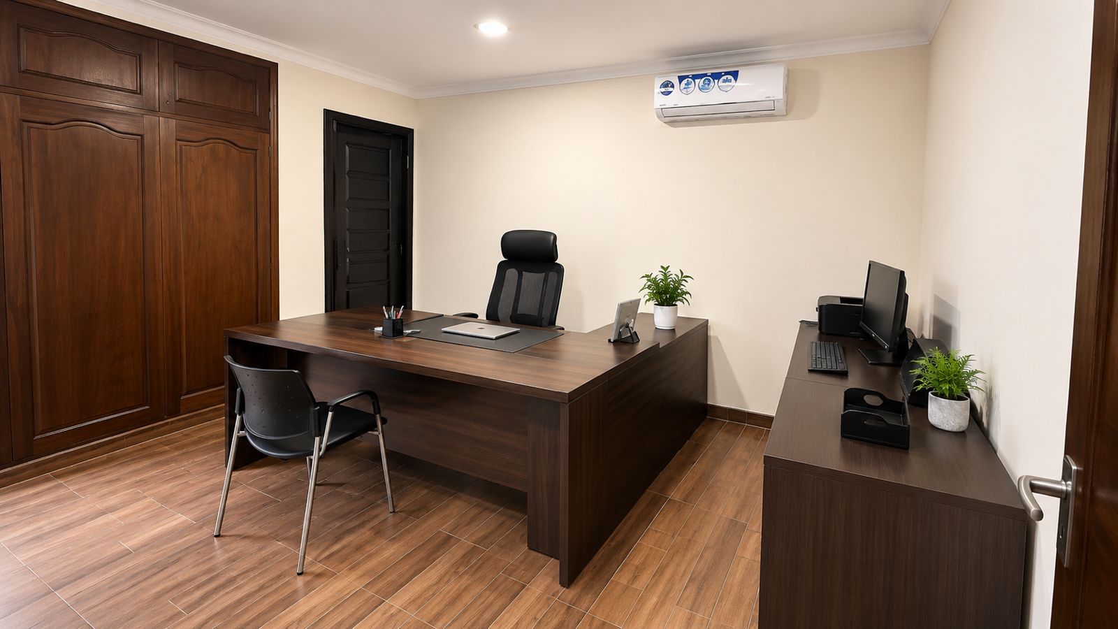 ALQUILO CASA DE 3 DORMITORIOS EN LOS LAURELES — foto 2