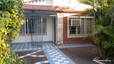 Casa Toda Planta Baja 3 Dorm. B° Sajonia (478)