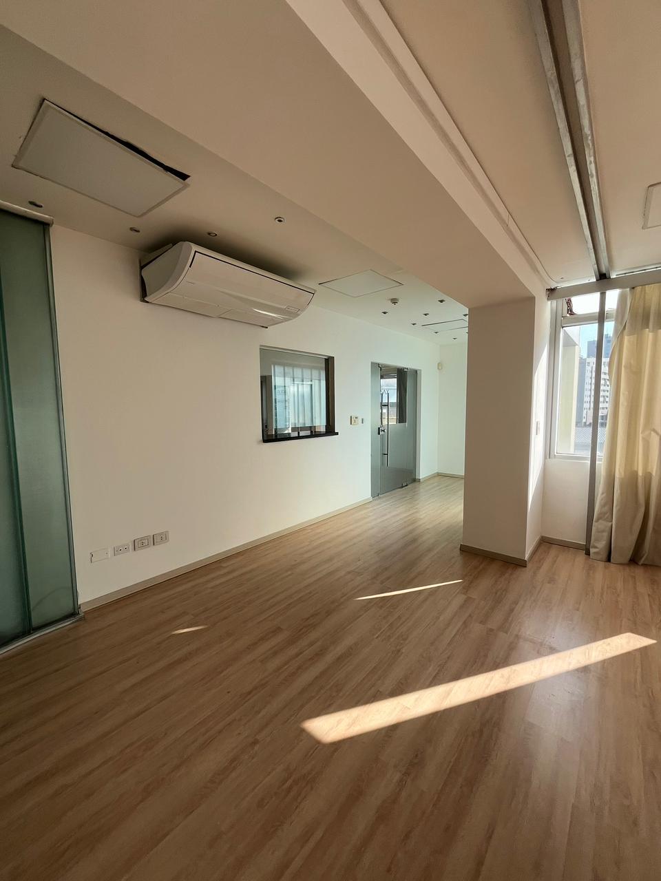 ALQUILO OFICINA DE 330M2 A PASOS DEL PASEO LA GALERIA — foto 3