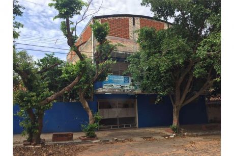Edificio En Lambare - Ideal Para Empresas Y Centros Educativos