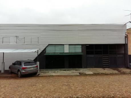 Vendo Importante Deposito - Zona Ruta Transchaco