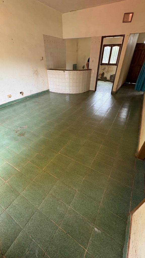 VENDO CASA EN EL CENTRO DE QUIINDY — foto 2