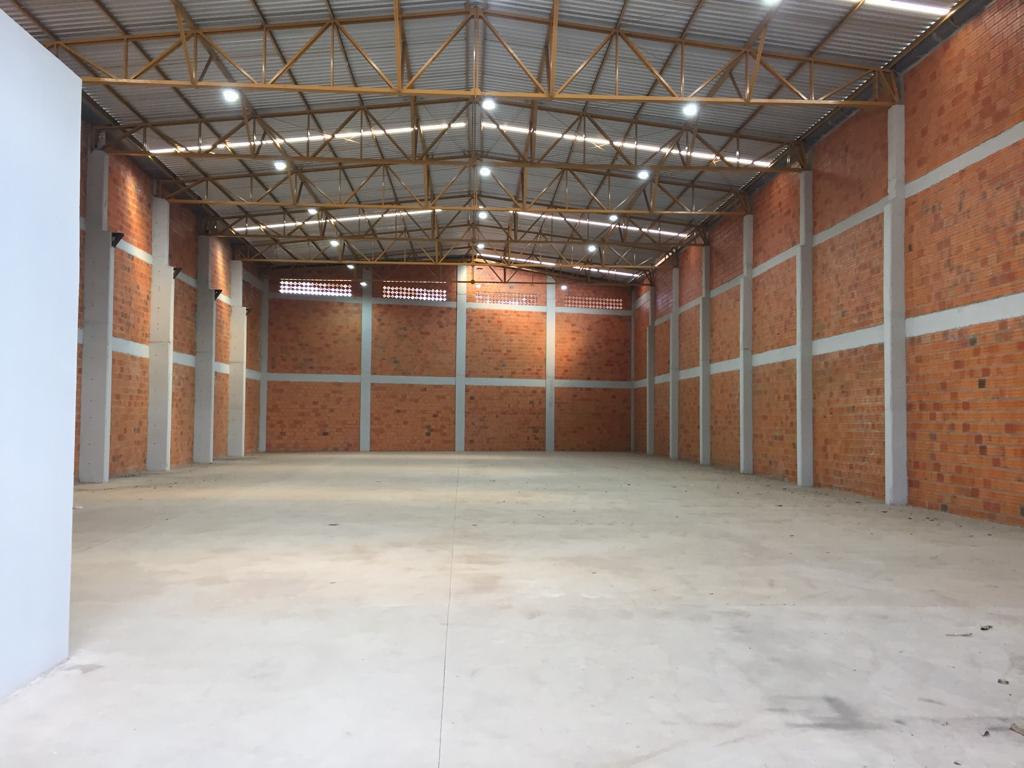 ALQUILO DEPOSITO DE 1.000 M2 A ESTRENAR EN LUQUE. — foto 2