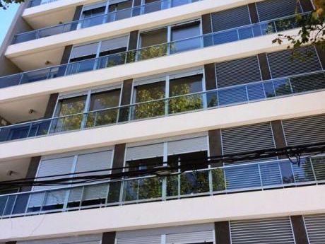 Alquile A Estrenar 2 Garage Y 2 Dorm. !!!