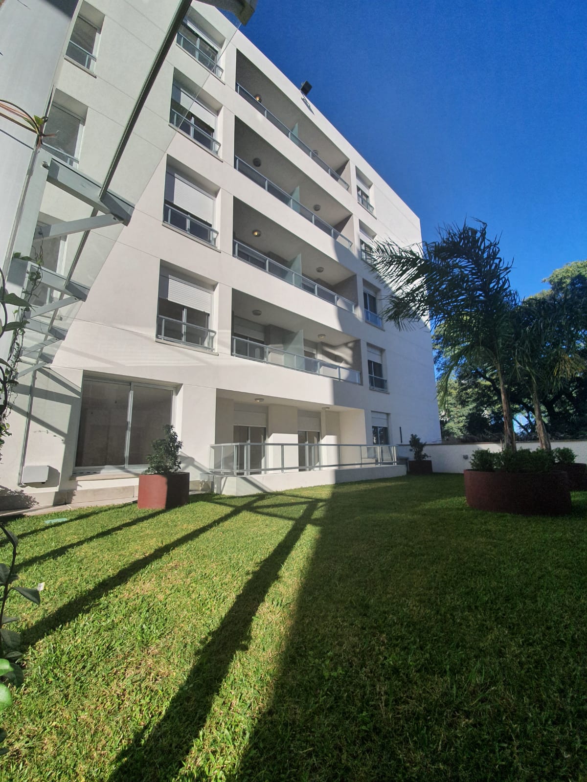 Apartamento 1 dormitorio con garage, se vende con renta