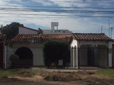 Casa En Alquiler Sobre Avenida 3er Anillo Entre Beni Y Alemana
