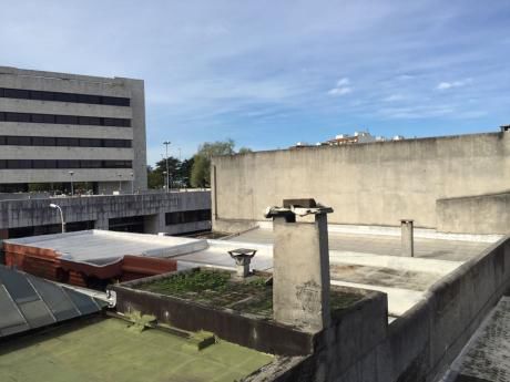 Apartamento Todo A Nuevo Impecable Al Frente Por Escalera