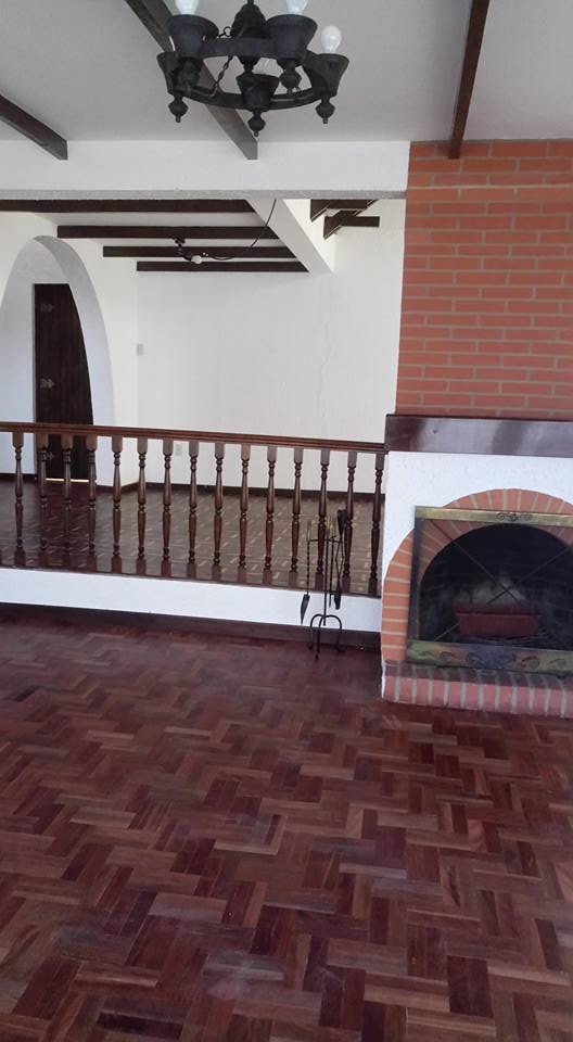 Casa en alquiler en Achumani