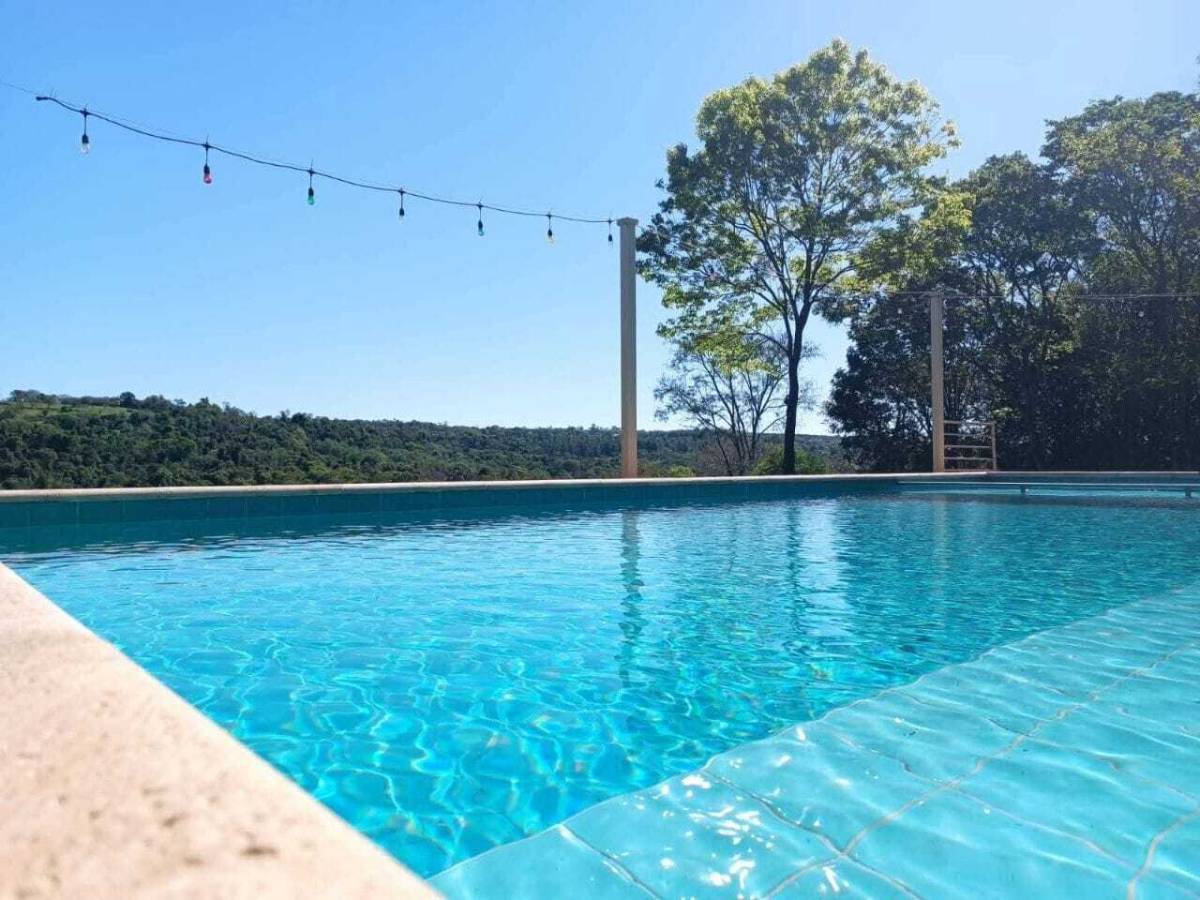 HERMOSA Y EXCLUSIVA PROPIEDAD CON 2 CASAS DE CAMPO / PISCINA Y 9 HAS DE TERRENO — foto 2