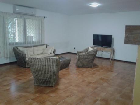 Alquilo En Parana Country Club-totalmente Amoblado (zona Residencial)
