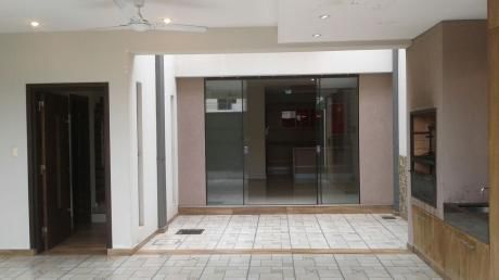 Alquilo Espectacular Duplex En Barrio Herrera