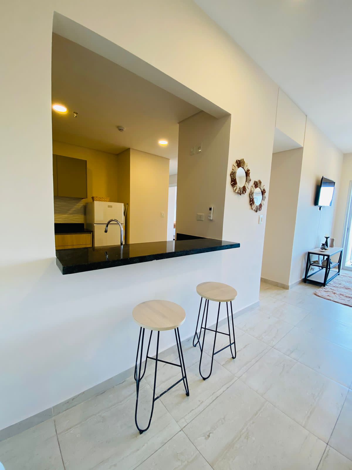 VENDO DPTO AMOBLADO EN BARRIO HERRERA — foto 3