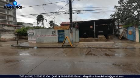 Casa En Venta Zona Roca Y Coronado Entre 1er Y 2do Anillo