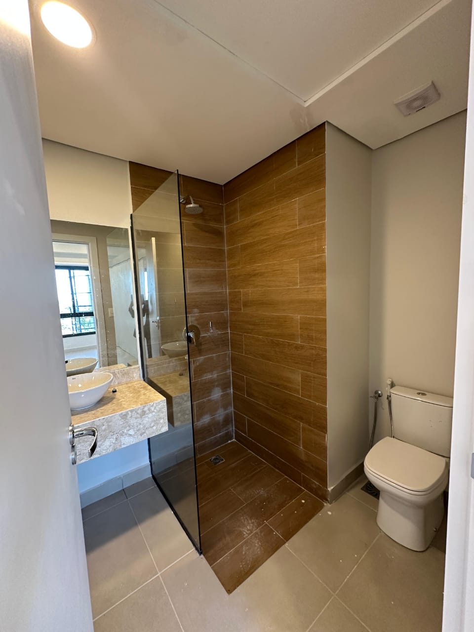 ALQUILO DEPARTAMENTO 2 DORM BARRIO JARA A UNA CUADRA DE AVDA BRASILIA — foto 2