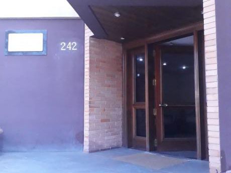 Alquilo Departamento De 220 M2 Propios. Ciudad Nueva