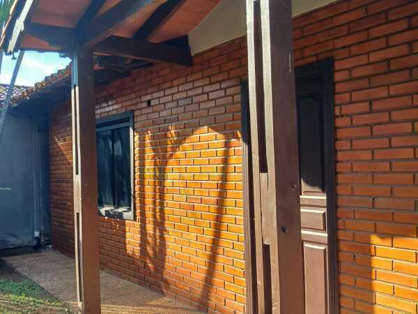 Casa en venta en Loma Pytá