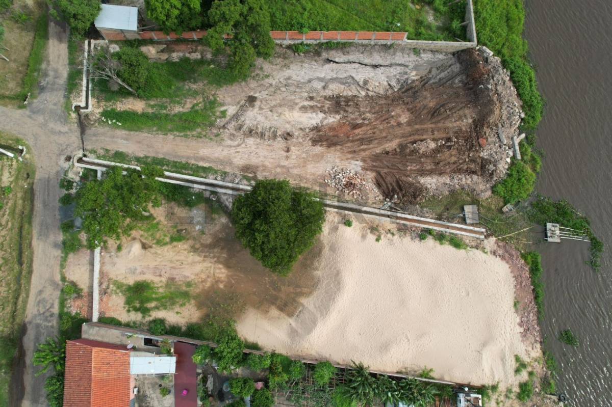 SE VENDE TERRENO A ORILLAS DEL RÍO PRAGUAY — foto 3