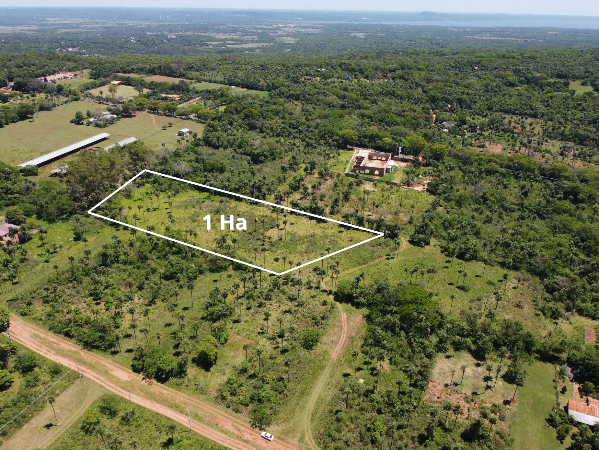 VENDO TERRENO DE 1 HECTAREA EN ATYRA, CERCANO A CAACUPE — foto 3