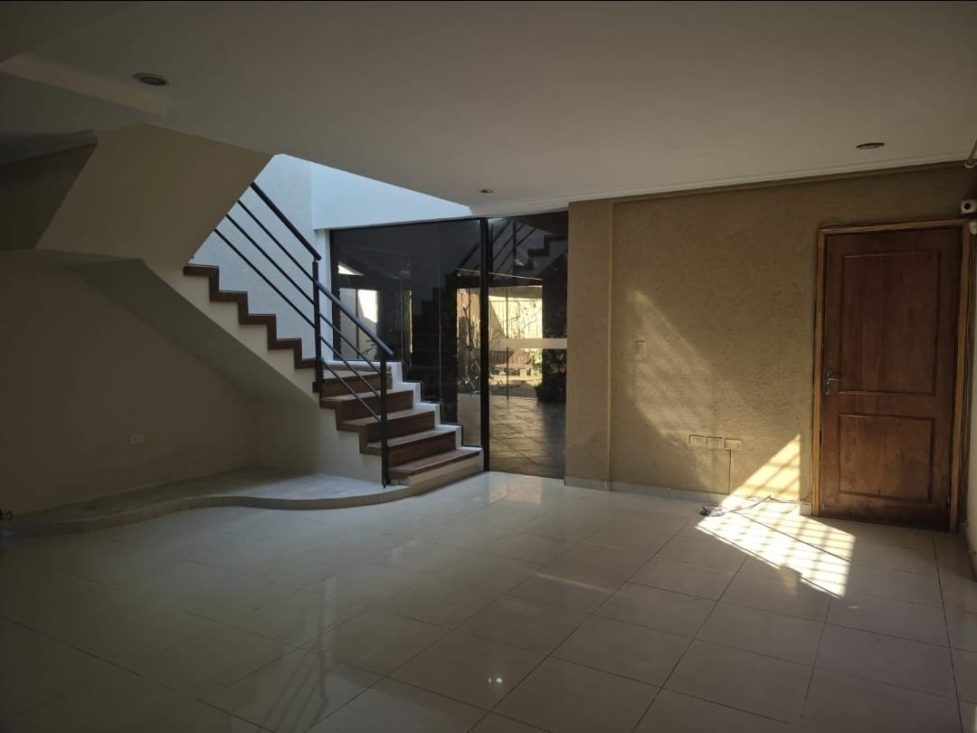 Casa en alquiler en Itá Enramada