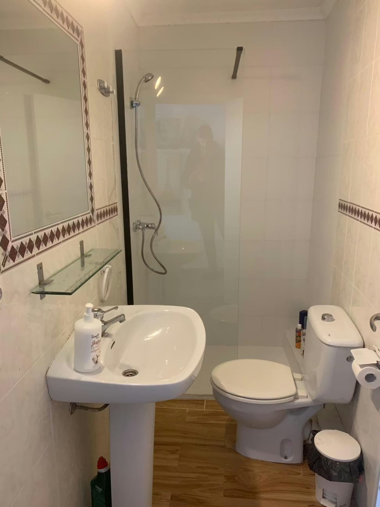 Cuarto con Baño Privado en el Centro · Foto 6