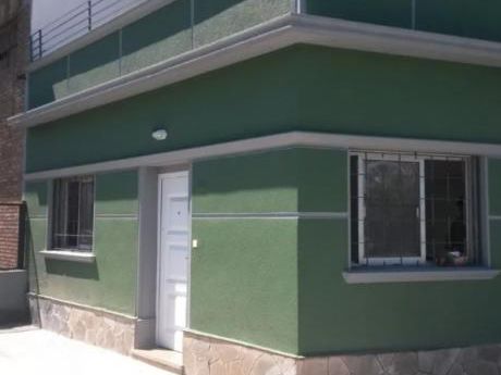 Casa, 2 Dorm, Cochera En Atahualpa