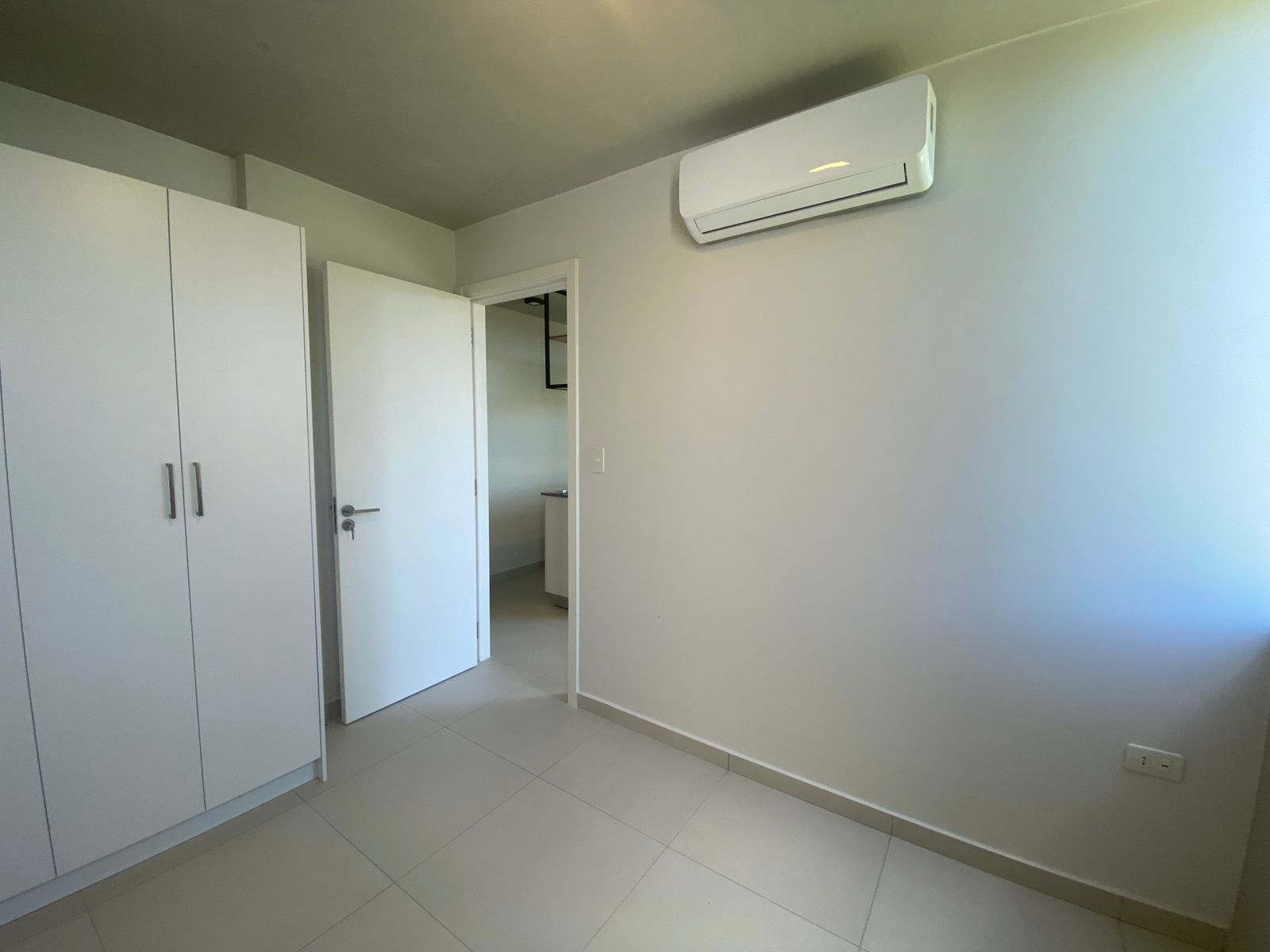 **ALQUILER – DEPARTAMENTO A ESTRENAR | INSIGNIA TERRA 1 – LUQUE** — foto 2