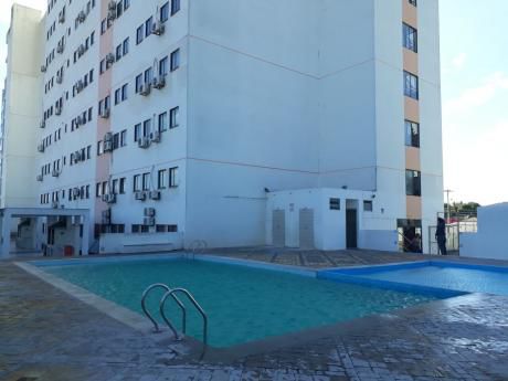 I Nmobiliaria Ofrece: En Anticrético Dpto. En Condominio Av. Banzer 6to