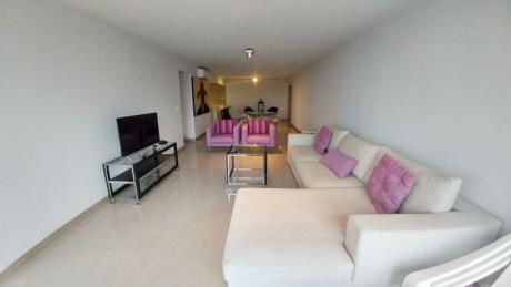 Apartamento En Venta 3 Dormitorios
