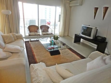 Apartamento En Venta 3 Dormitorios