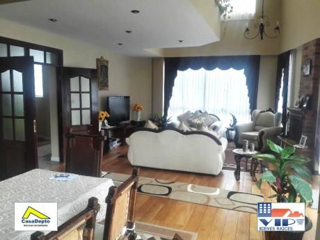 Código 11984, Cota Cota, Casa En Venta, La Paz, Bolivia