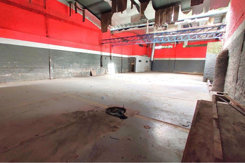 Alquiler - Depósito 420 m2 - Barrio Herrera, Asunción. — foto 2