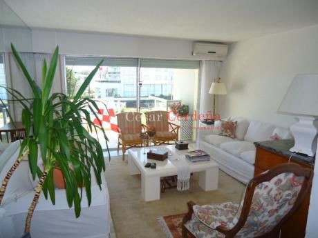 Apartamentos En Playa Mansa