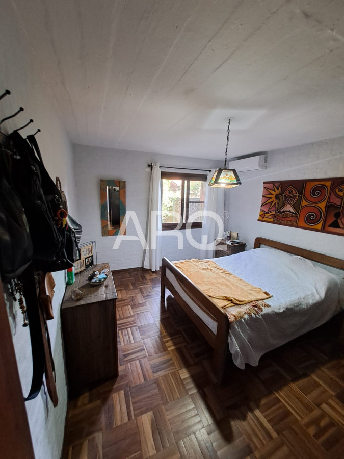 Alquiler de 3 dormitorios y 2 baños en Barrio Jardín · Foto 9