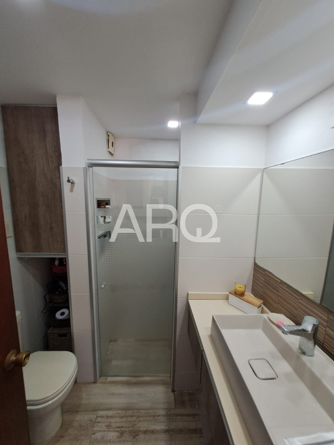 Alquiler de 3 dormitorios y 2 baños en Barrio Jardín · Foto 11