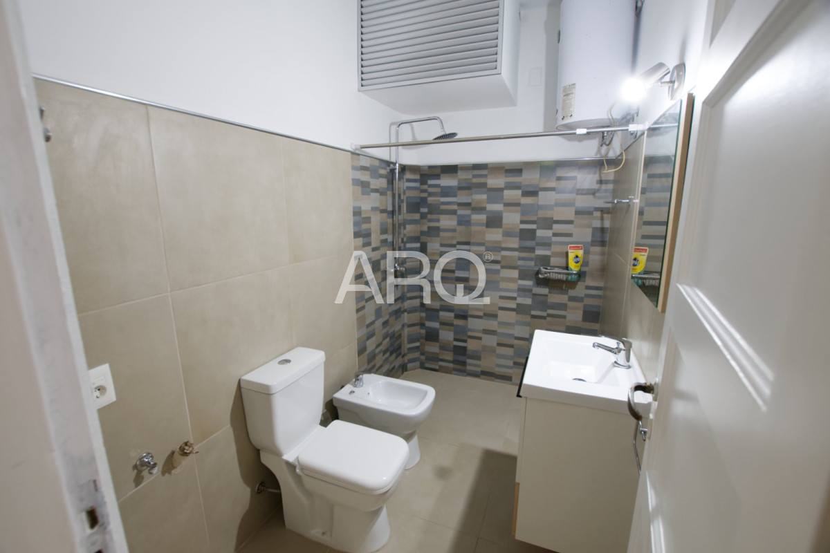 Apartamento de 2 dormitorios totalmente renovado en Punta Carretas. · Photo 12