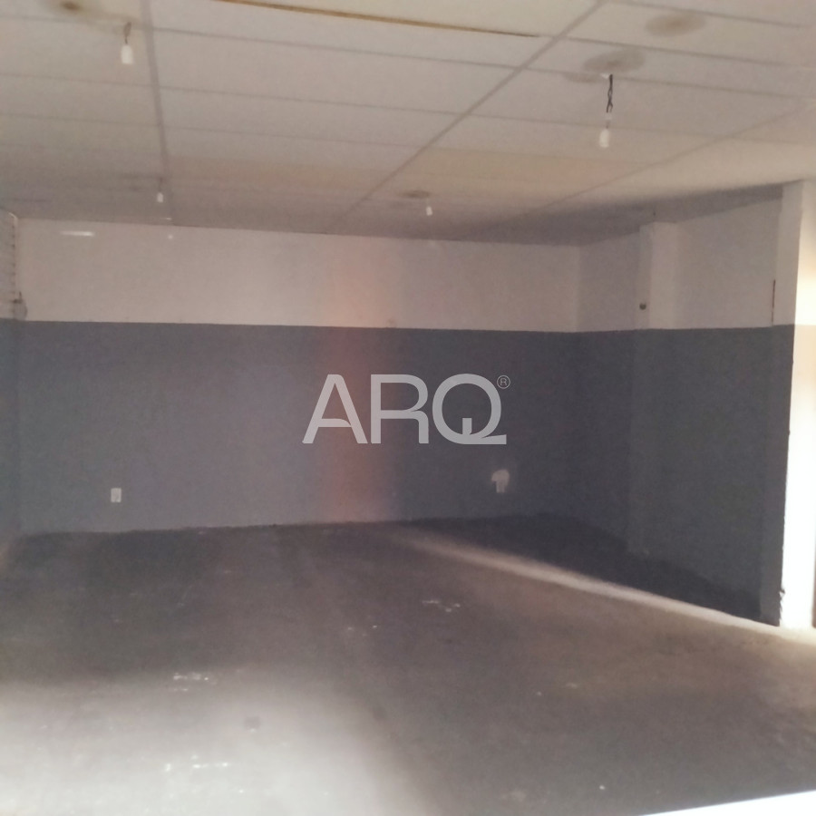 Alquiler de amplio local de 450 m² en Pocitos Nuevo. · Foto 3