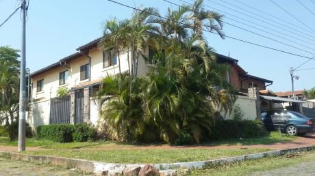 Vendo Casa 6 Dormitorios Lambare