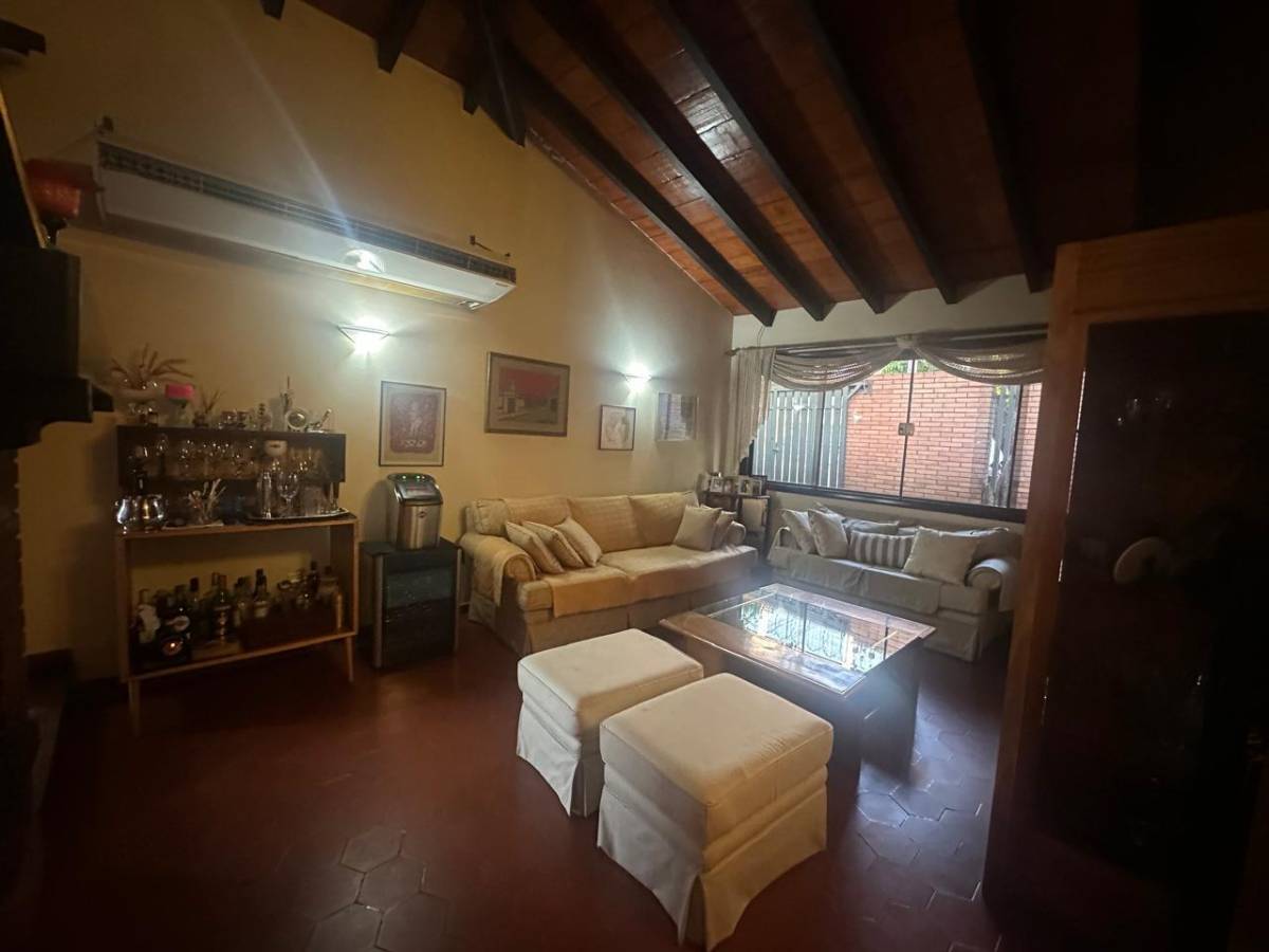 VENDO CASA EN ASUNCION EN VILLA MORRA — foto 3