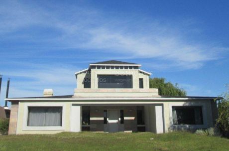 Casa En Lomas