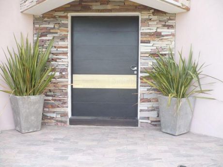 Excelente Casa En Altos De La Tahona