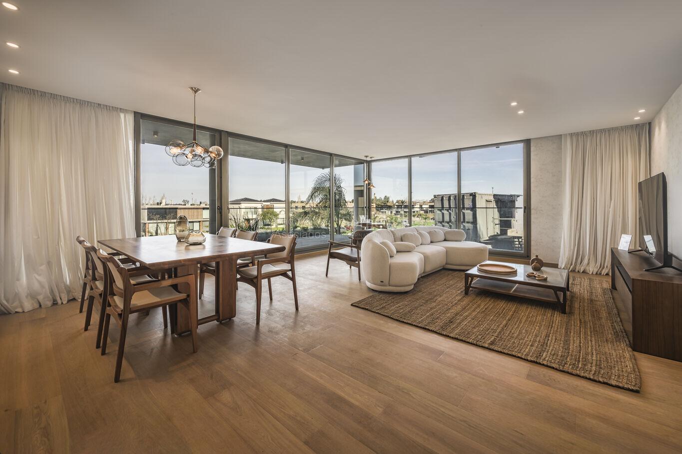 Exclusivo apartamento con jardín de 3 dormitorios.