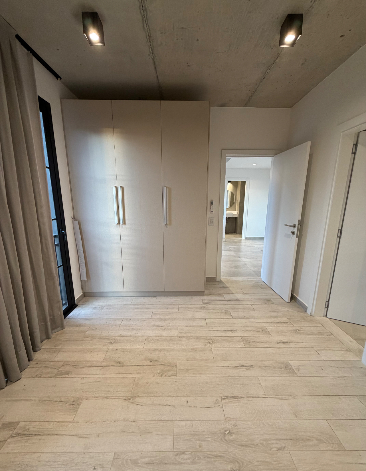 ALQUILO DEPARTAMENTO GRAND CHELSEA MBURUCUYA — foto 2
