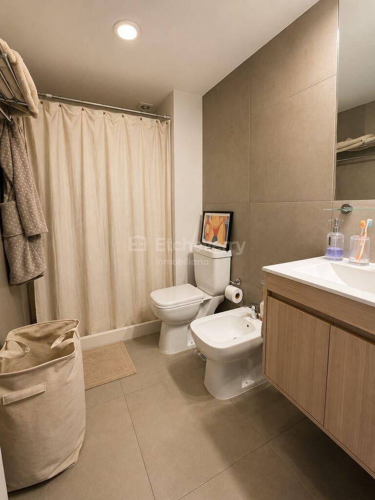 Alquiler Apartamento 1 Dormitorio Amueblado Cordón Design Garaje Opcional amenities · Foto 8