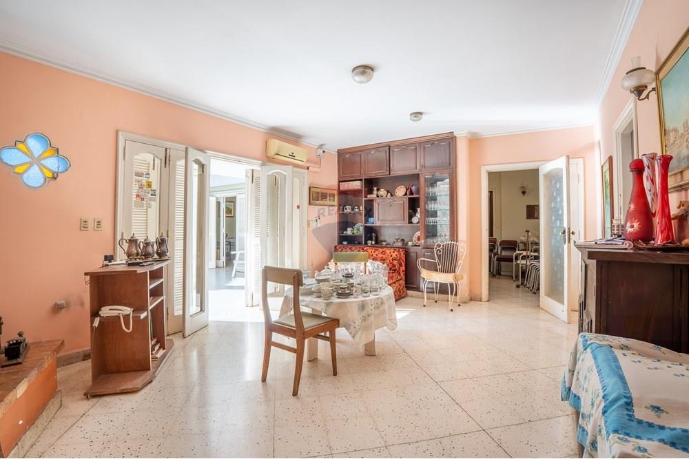residencia para refaccionar de 1055 m2 en el barrio  Mariscal Estigarribia — foto 3