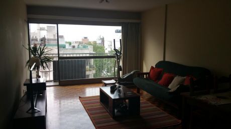 Buena Oportunidad! Apartamento En 18 De Julio