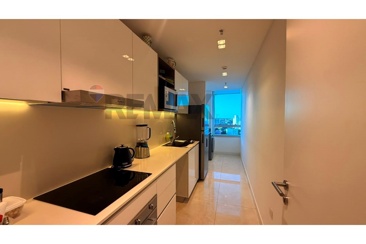 Depto Amoblado de Lujo en Eminent Tower II – 2 Dorm. c/ Cochera — foto 3
